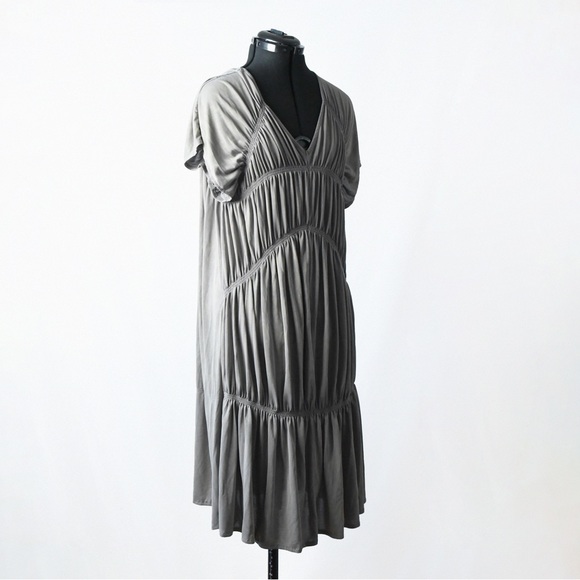 Acid Wash Ruched Pleated Maxi Dress V-Neckline - Picture 2 of 6
